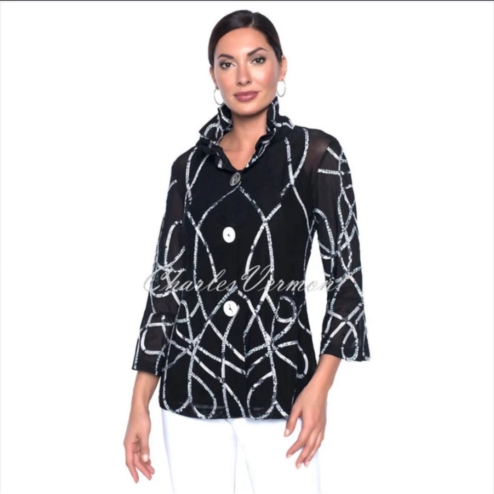 Frank Lyman black with crocodile embossed striping size M white button down top